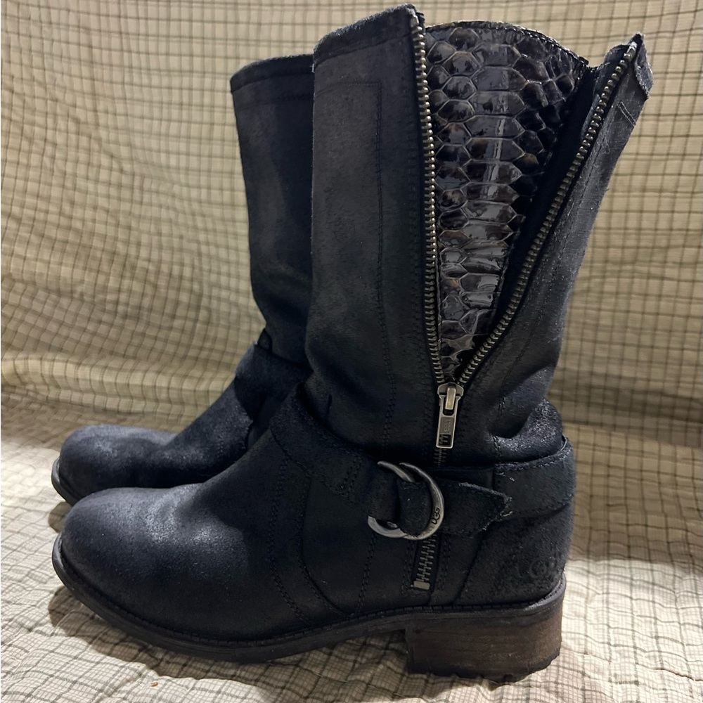 Uggs Black Suede 8.5 Purple Snake Skin Zip Up Boots, gently loved
